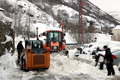 Neteja dels carrers a Tavascan, 29.01.2019 (Foto: ACN)