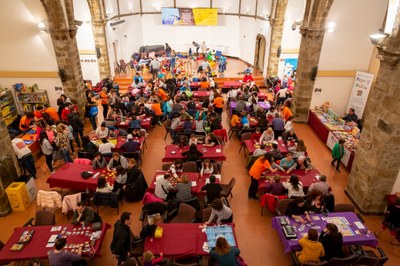 Festival del Joc del Pirineu a la Sala de Sant Domènec (Foto: Ajuntament de la Seu)