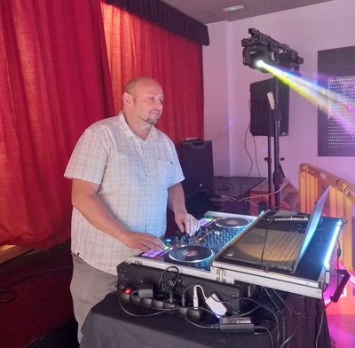 Disco prejuvenil solidària dels alumnes de l'Escola Rosa Campà de Montferrer