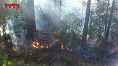 Incendi a Ossera (Foto: Bombers)