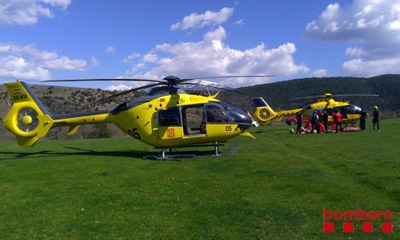 Els serveis d'emergències al lloc dels fets (Foto: Bombers)
