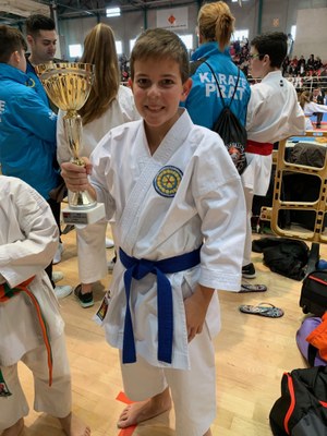 Daniel Alique, campió de Catalunya juvenil de Promoció (Karate Kobudo Pirineus)