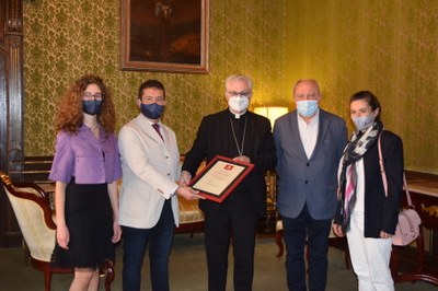 Reconeixement a la Gestoria Estañol com a 'Entitat amb cor' (Foto: Bisbat d'Urgell)