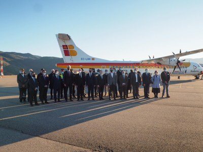 Inauguració de la ruta de vols regulars que uneix Andorra-La Seu d'Urgell i Madrid