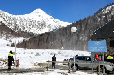 Zona de la Vall de Conangles, amb la muntanya on hi ha el Lac Redon al fons, a la Val d'Aran on una allau va provocar la mort de dues persones (Foto d'arxiu/ACN)