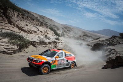 Isidre Esteve, a la 5a etapa del Dakar (Foto: Box Repsol)