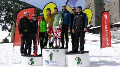 Guanyadors del Campionat de Catalunya d'esquí de muntanya per equips (Foto: Ivan Torres/FEEC)