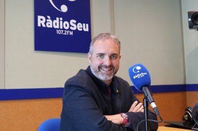Jordi Fàbrega, en una entrevista als estudis de RàdioSeu