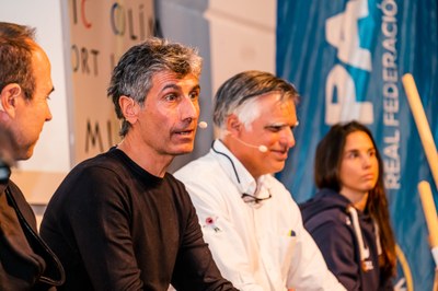 Pujol, Ribó, Joaniquet i Castellet, a la presentació del llibre sobre la història dels esports d'hivern a Espanya (RFEDI)