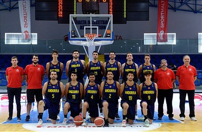 La selecció de bàsquet d'Andorra, a l'Europeu FIBA dels Petits Estats, a Malta (@ANDbasquet)