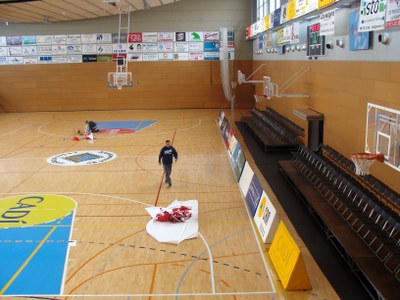 Treballs de preparació al Palau d'Esports