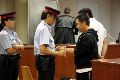 Judici per estafa amb targetes falses