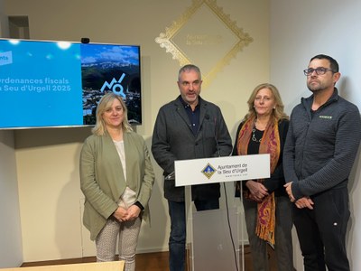 Roda de premsa de Junts per la Seu per valorar la proposta de modificacions de les ordenances fiscals de l'Ajuntament