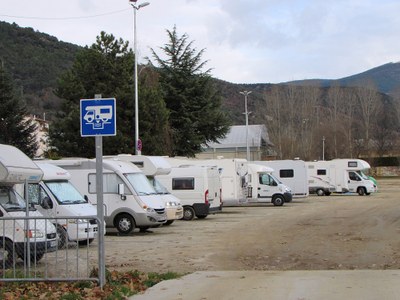 Zona d'aparcament d'autocaravanes a la Seu d'Urgell
