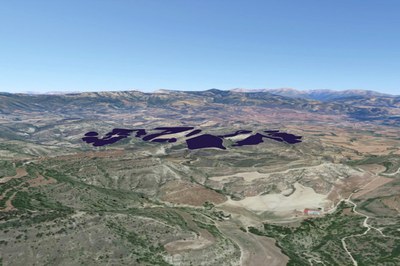 Recreació de les plantes fotovoltaiques projectades a Castell de Mur el 2021 (Foto: Salvem Lo Pallars)