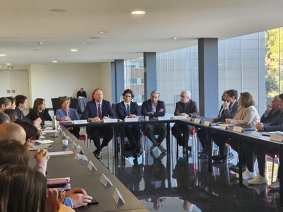 Reunió constitutiva del Comitè Organitzador dels Campionats del Món 2027 de Piragüisme d'Aigües Braves, a la Seu d'Urgell i Sort (Foto: Dep. Esports de la Generalitat)