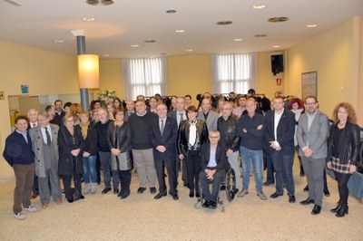 Joan Reñé i altres membres del govern de la corporació, amb diferents representants dels mitjans de comunicació a Lleida (Foto: Diputació de Lleida)