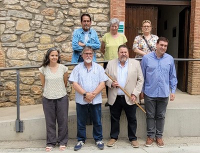 Martí Riera, amb la vara d'alcalde, aquest dissabte a la constitució de l'Ajuntament de Coll de Nargó (Foto: CCAU)