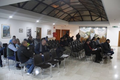 Subhasta de productes decomissats, a la Farga de Moles (Foto: ACN)