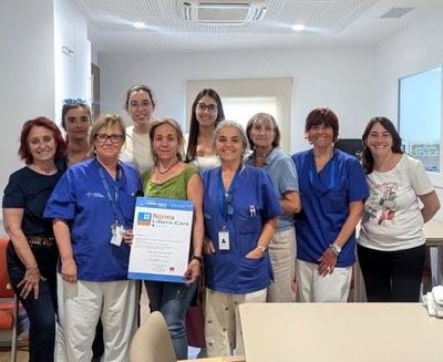 Les professionals del Sant Hospital celebren l'obtenció de la certificació Libera Inicio (Foto: FSH)