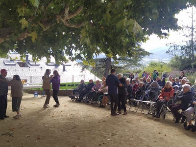 Concert i ball amb el Duet Daura al Parc del Cadí, per començar la Festa de la Gent Gran de la Seu