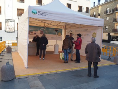 Estand informatiu de la Mancomunitat d'Escombraries de l'Urgellet