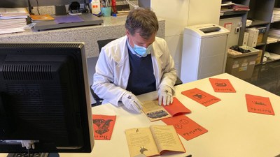 Julio Quílez, a l'Arxiu Comarcal de l'Alt Urgell (Foto: ACN)