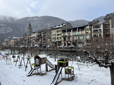 Nevada a Sort, aquest dimecres al migdia (Foto: ACN)