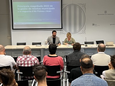 El director de l'Agència de residus de Catalunya, Isaac Peraire, ha presentat els resultats de la recollida selectiva de residus municipals a l'Alt Pirineiu i Aran a Tremp (Foto: ACN/Marta Lluvich)