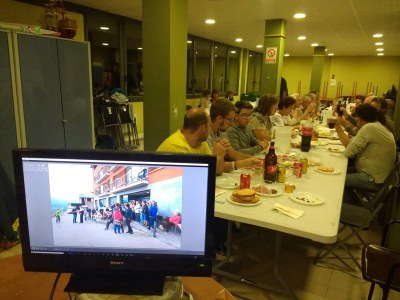 Sopar popular de record de l'1-O a Castellciutat