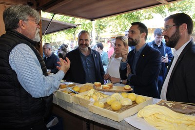 El conseller d'Empresa i Treball, Roger Torrent, ha visitat els recintes firals (Foto: Ajuntament de la Seu d'Urgell)