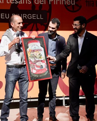 Lliurament del Premi Amic del Formatge a Pep Palau (Foto: Ajuntament de la Seu d'Urgell)
