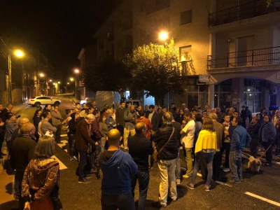 Tall simbòlic de la C-14 a Oliana en protesta per la sentència del TS (Foto: C. Lostao)