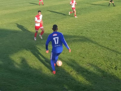 Partit entre el CE Oliana i el CF Organyà (Foto: arxiu)