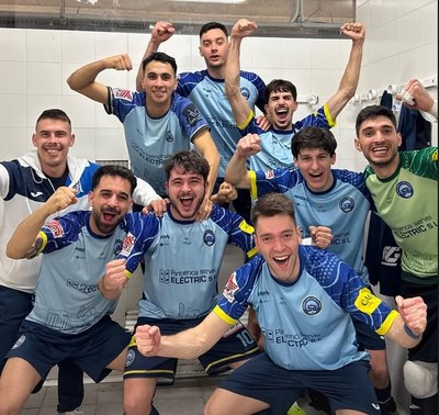L'Atlètic Club La Seu celebra el triomf a Tortosa (@atleticlaseu)