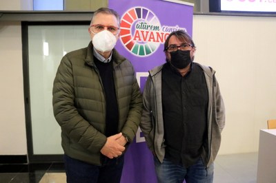 El secretari general de la UGT a Catalunya, Camil Ros, amb el secretari general del sindicat a Lleida, José Luís Aguilà, a la sala Alfred Perenya de la capital del Segrià (Foto: ACN)