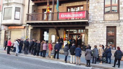 Concentració pel 21-F a Organyà (Foto: Ajuntament d'Organyà)