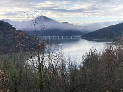 L'embassament de la Baells ple, aquesta primavera (Foto: RàdioSeu)