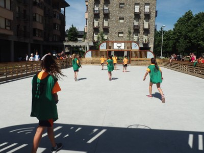 Plaça de Joan Sansa (Foto: arxiu)