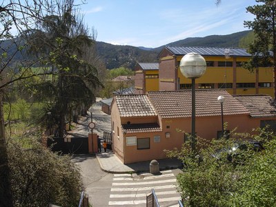 Entrada de l'Escola Mossèn Albert Vives (Foto: arxiu)