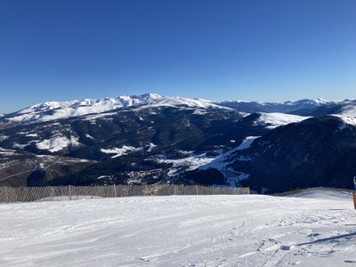 La Molina, amb el Puigmal al fons