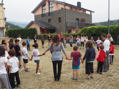 Matinal reivindicativa de l'AMPA de l'Escola Rosa Campà