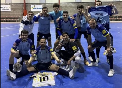 L'Atlètic Club La Seu celebra la victòria a Bellaguarda (@atleticlaseu)