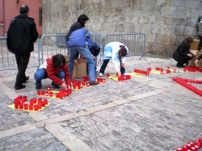 Preparatius de l'Encesa Solidària (Foto: Sergi Cava)