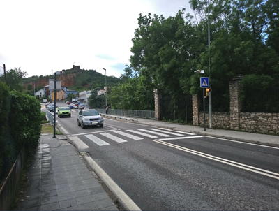 Trànsit a la carretera N-260, a l'entrada oest de la Seu d'Urgell (Foto: arxiu)
