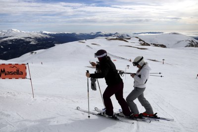 Esquí a la Tosa d'Alp, entre la Molina i Masella (Foto d'arxiu/ACN)
