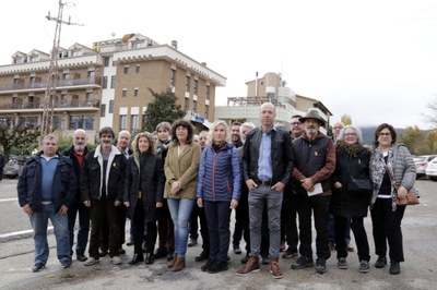 La consellera Teresa Jordà amb alcaldes de l'Associació de Micropobles de Catalunya (Foto: ACN)