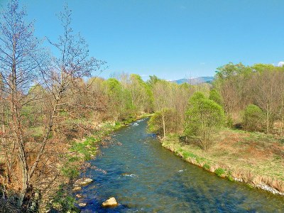 El riu Segre al pas per Soriguera (Foto: Jordi Domènech / Wikimedia Commons)