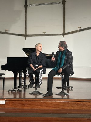 Intervenció de Clara Peya i Luca Chiantore (Foto: Laia Martín)