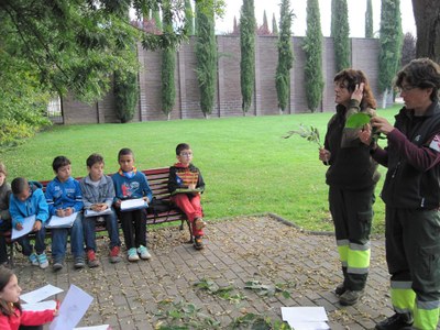 Escola de Castellciutat - Activitat al Parc del Valira
